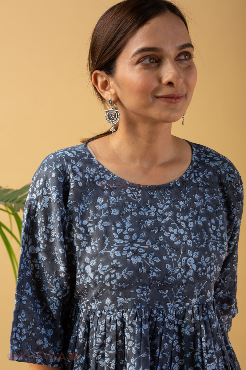 Image for Kusvaa Shk067 Shreenora Cotton Short Kurti Front