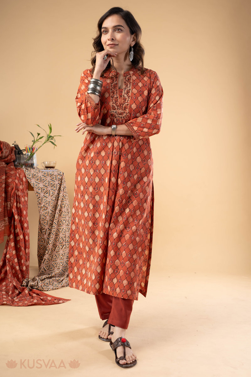 Image for Kusvaa Wkr281 Shreerita Cotton Handblock Print Kurta Side