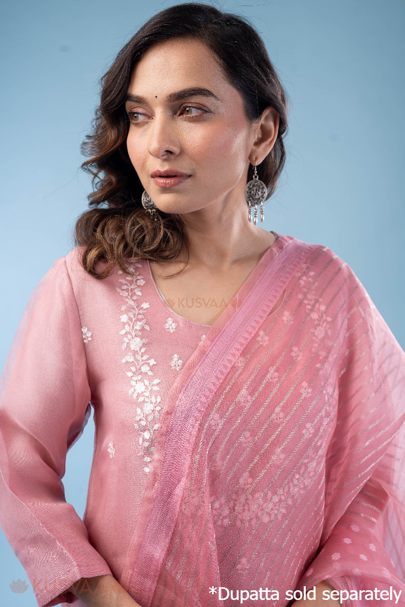Image for Kusvaa Wkr287 Vidija Organza Straight Fit Kurta Featured
