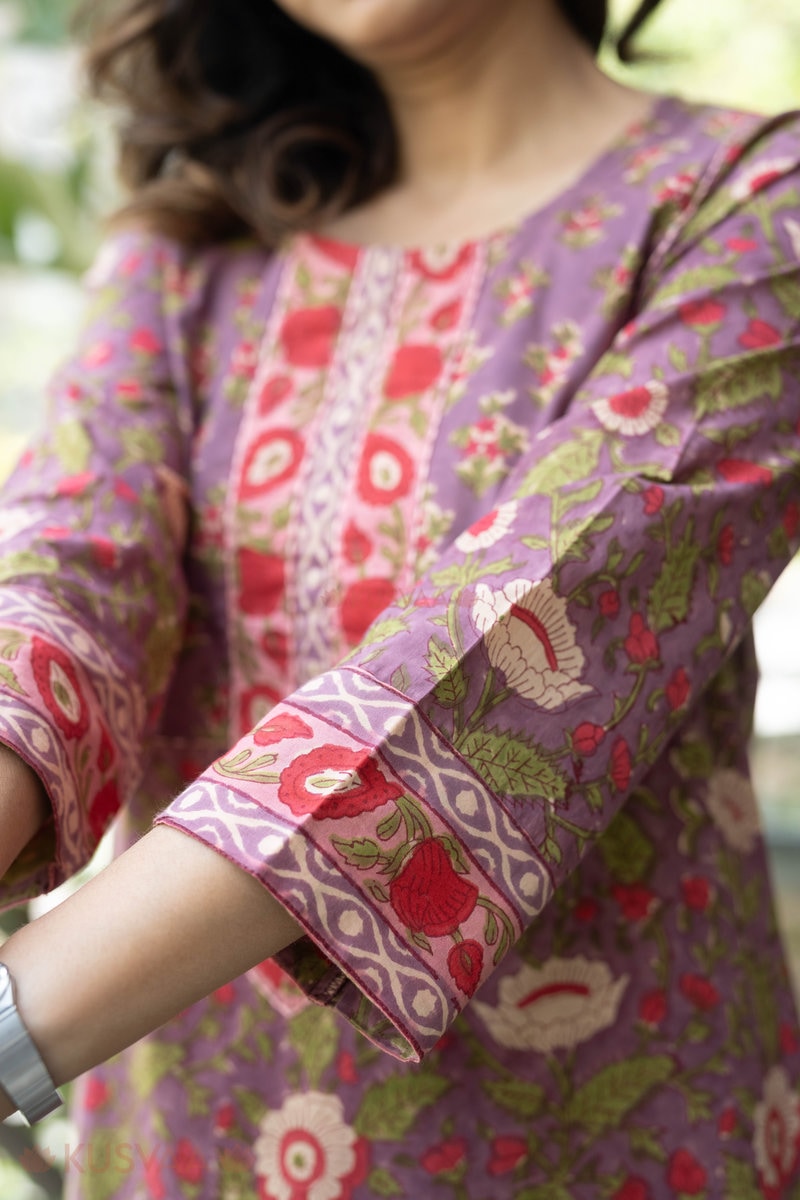 Image for Kusvaa Wkr294 Priyana Cotton Straight Fit Kurta Closeup 2