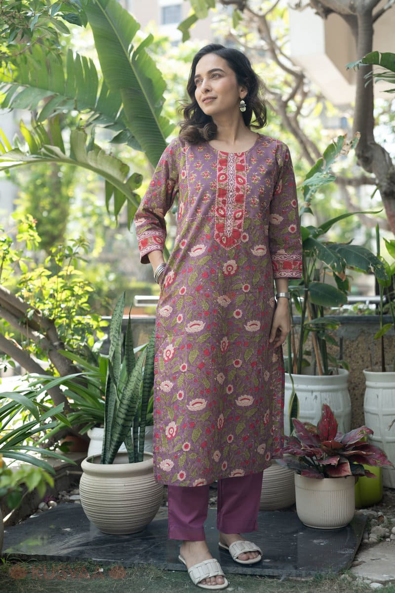 Image for Kusvaa Wkr294 Priyana Cotton Straight Fit Kurta Front