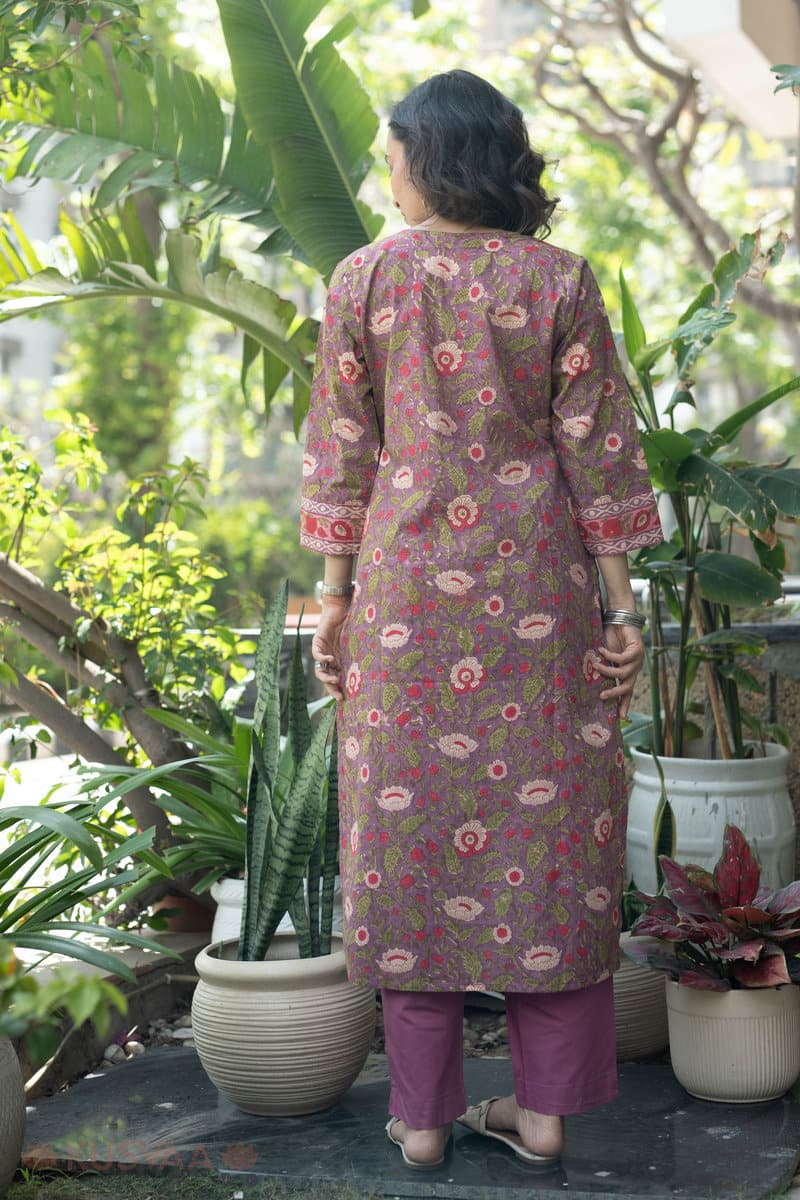 Image for Kusvaa Wkr294 Priyana Cotton Straight Fit Kurta Sitting