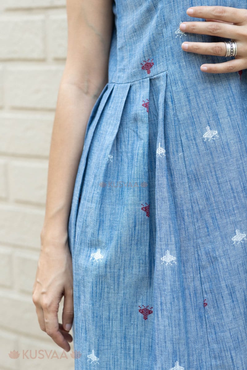 Image for Kusvaa Dr088 Ishudhi Handloom Cotton A Line Dress Closeup 2