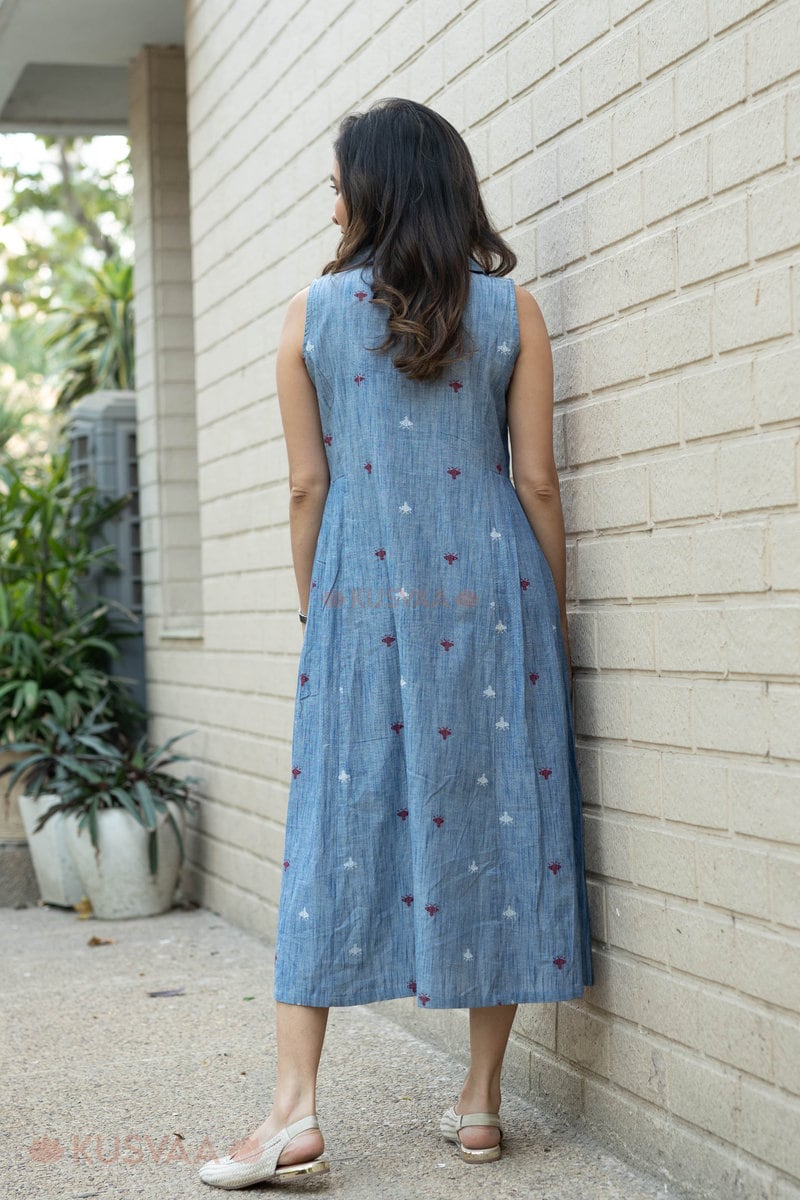 Image for Kusvaa Dr088 Ishudhi Handloom Cotton A Line Dress Sitting