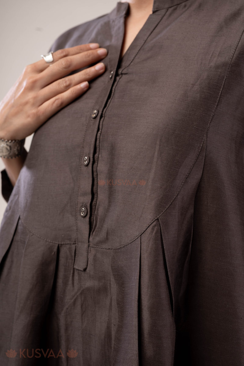 Image for Kusvaa Cood137 Sumedha Linen Satin Co Ord Set Closeup