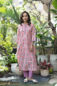 Image for Kusvaa Wkr297 Samagya Cotton Straight Fit Kurta Sitting