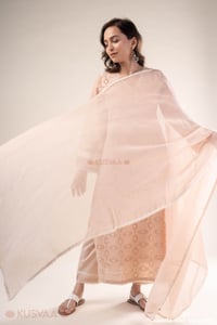 Image for Kusvaa Cood138dup Sukanya Kota Doriya Lace Dupatta Featured