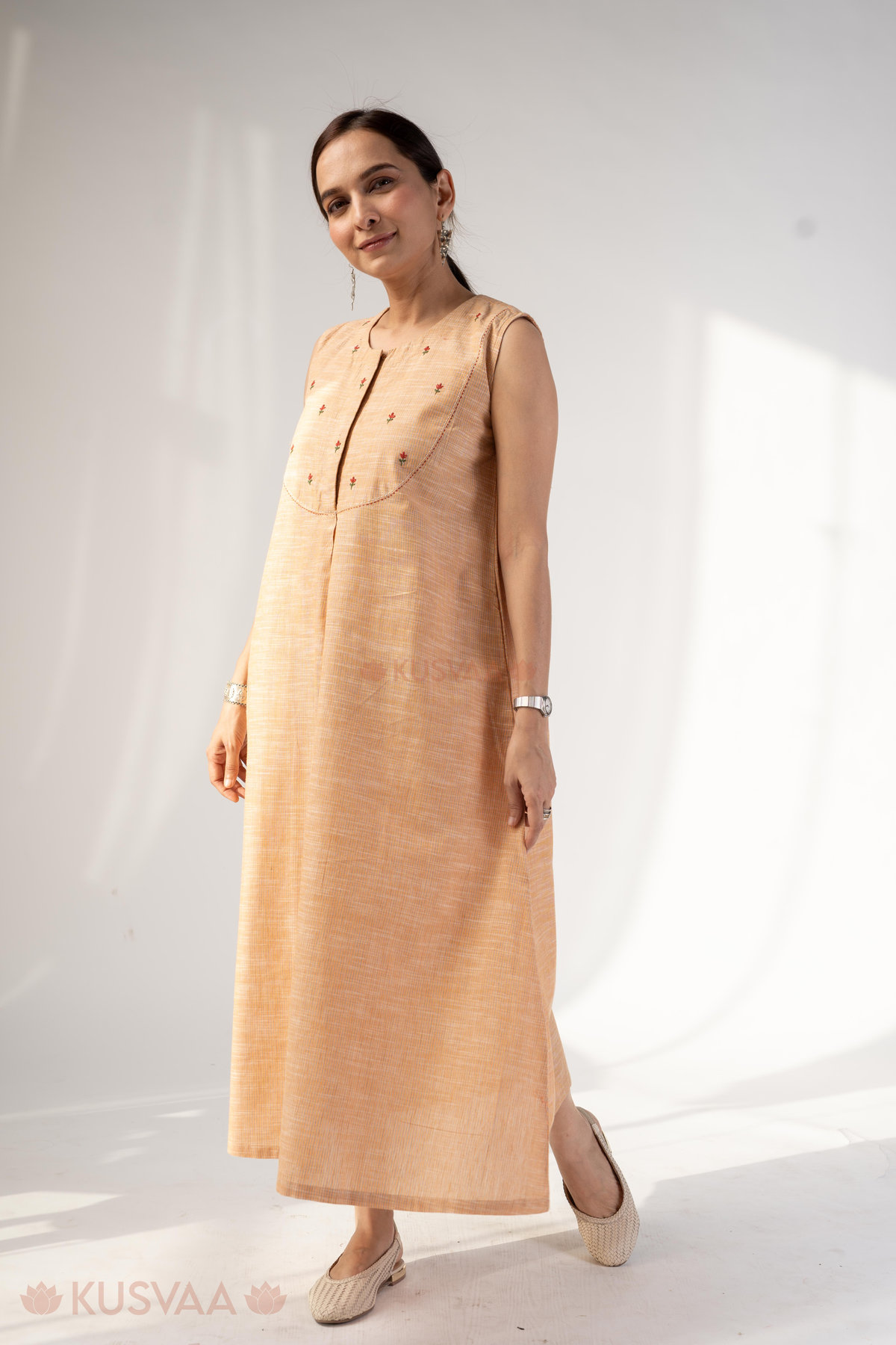 Image for Kusvaa Dr094 Varnika Handloom Cotton A Line Dress Side