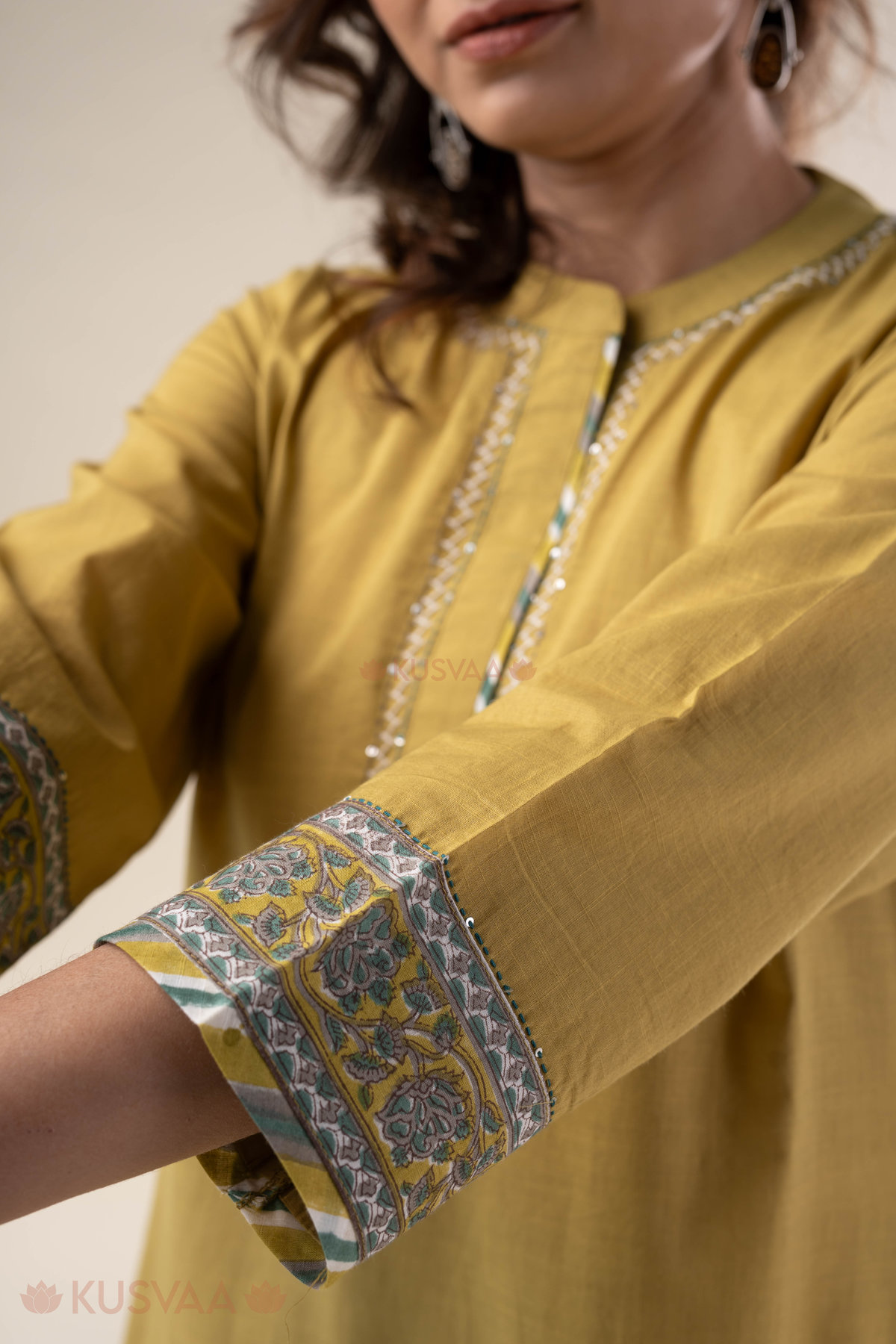 Image for Kusvaa Wkr305 Tarita Cotton Straight Fit Kurta Closeup 2