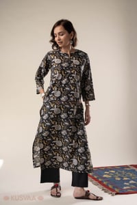 Image for Kusvaa Wkr318 Madhavi Cotton Straight Fit Kurta Side