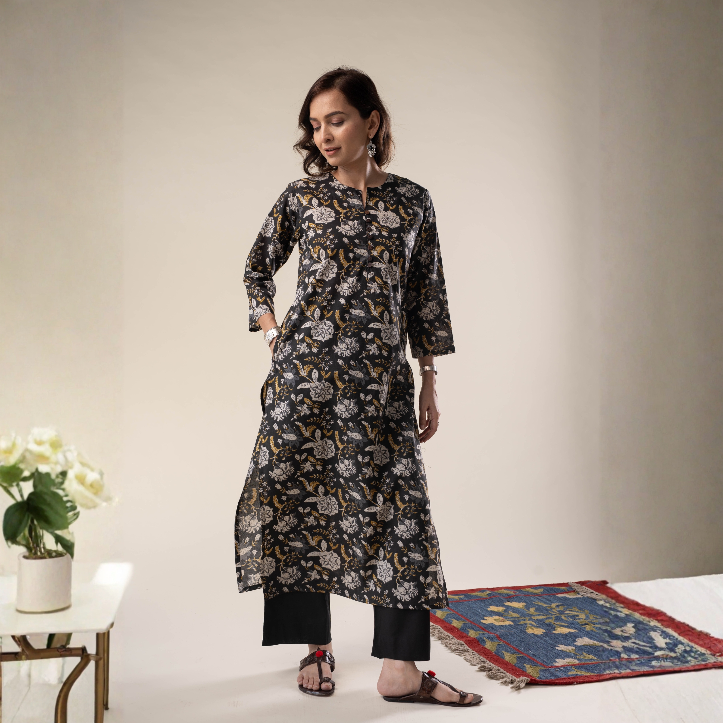 Image for Kusvaa Wkr318 Madhavi Cotton Straight Fit Kurta Side