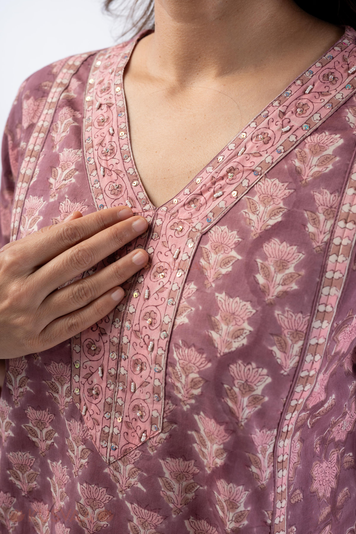 Image for Kusvaa Wkr320 Ahilya Cotton Handblock Print Kurta Closeup