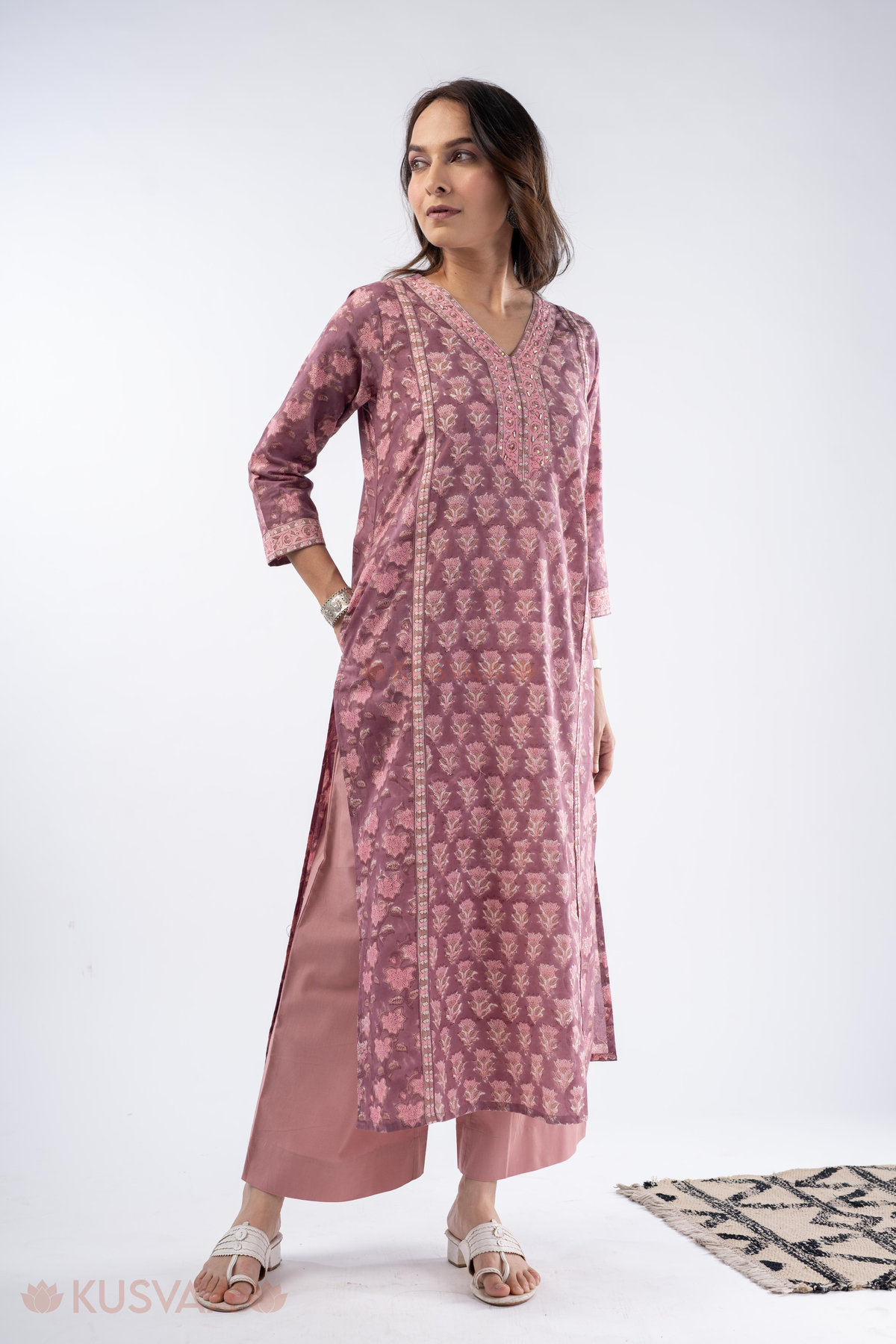 Image for Kusvaa Wkr320 Ahilya Cotton Handblock Print Kurta Front