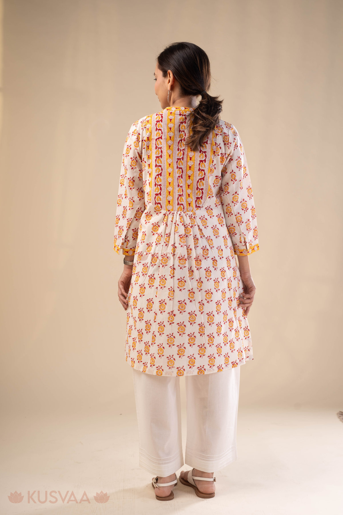 Image for Kusvaa Wkr322 Suyati Cotton Hnablock Straight Kurta Sitting