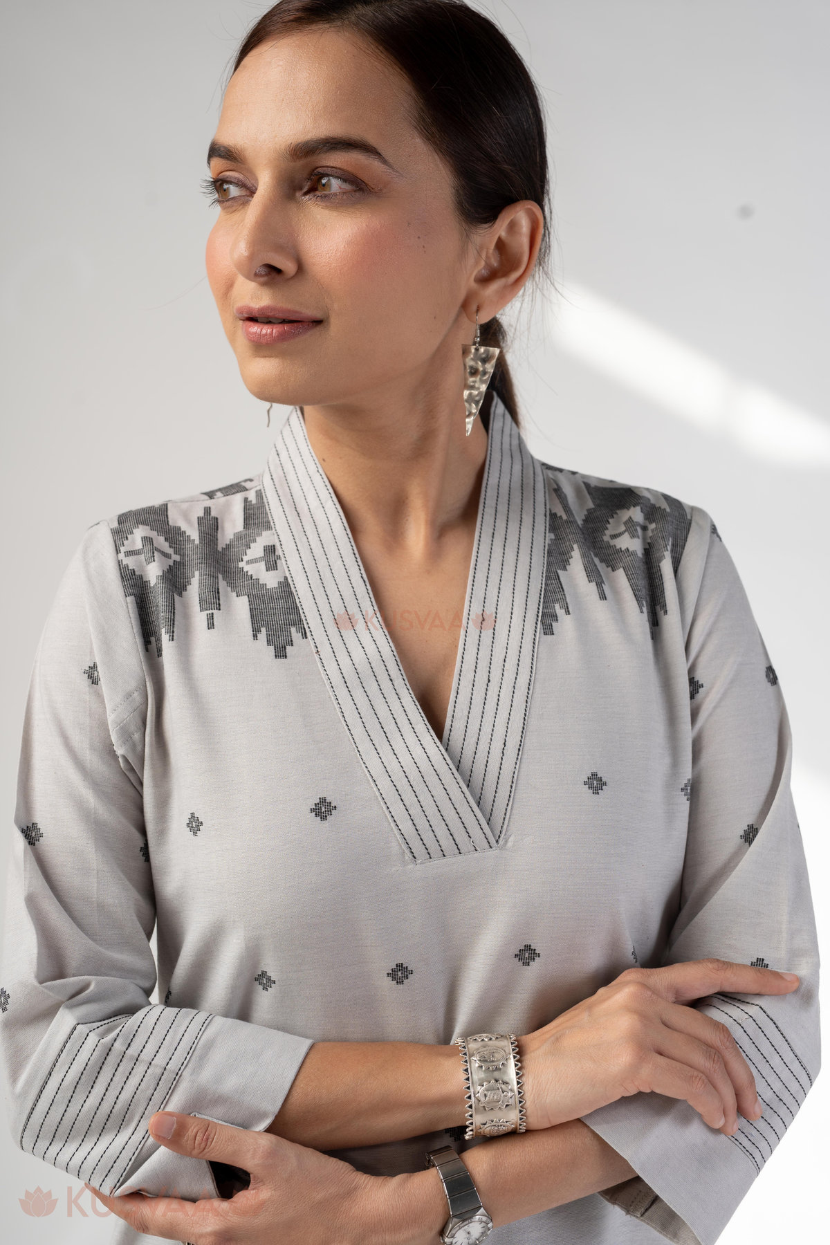 Image for Kusvaa Wkr323 Krishika Handloom Cotton Kurta Featured