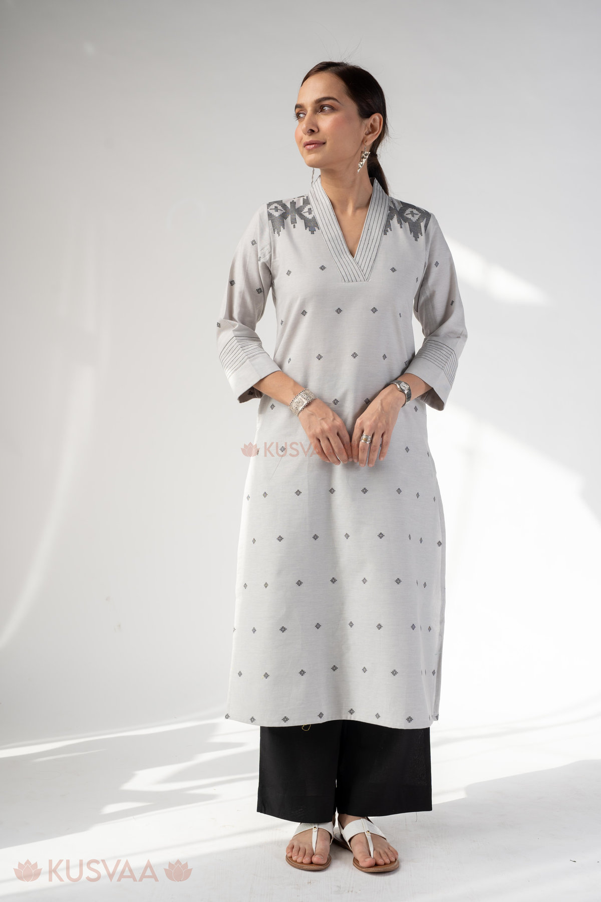 Image for Kusvaa Wkr323 Krishika Handloom Cotton Kurta Front