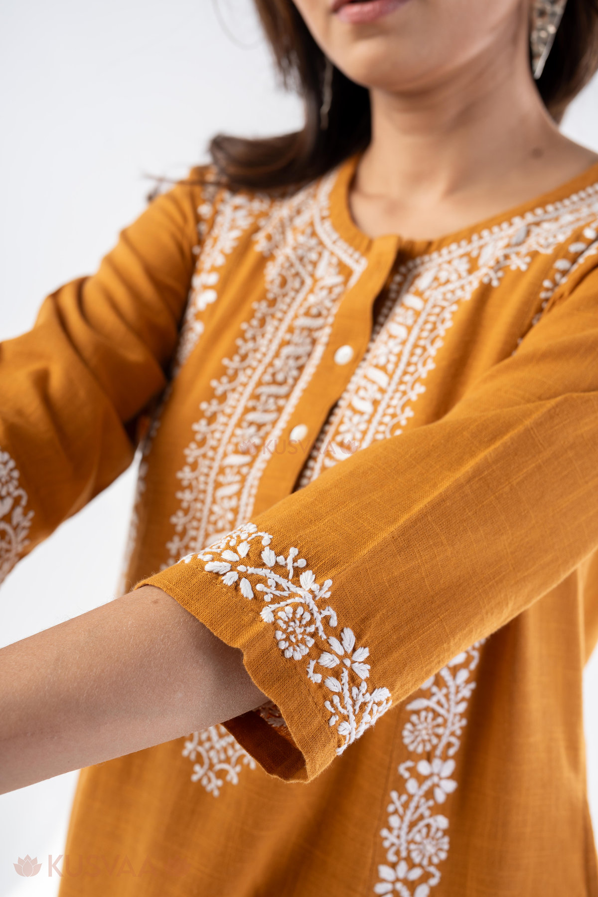Image for Kusvaa Cood142 Swara Cotton Slub Kurta Pant Set Closeup 2