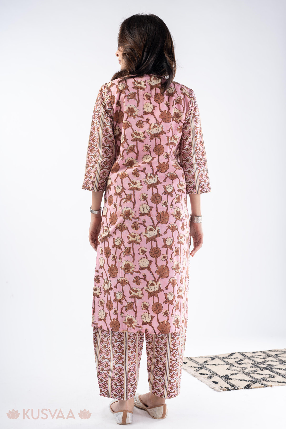 Image for Kusvaa Cood143 Sharanya Cotton Handblock Kurta Pant Set Back