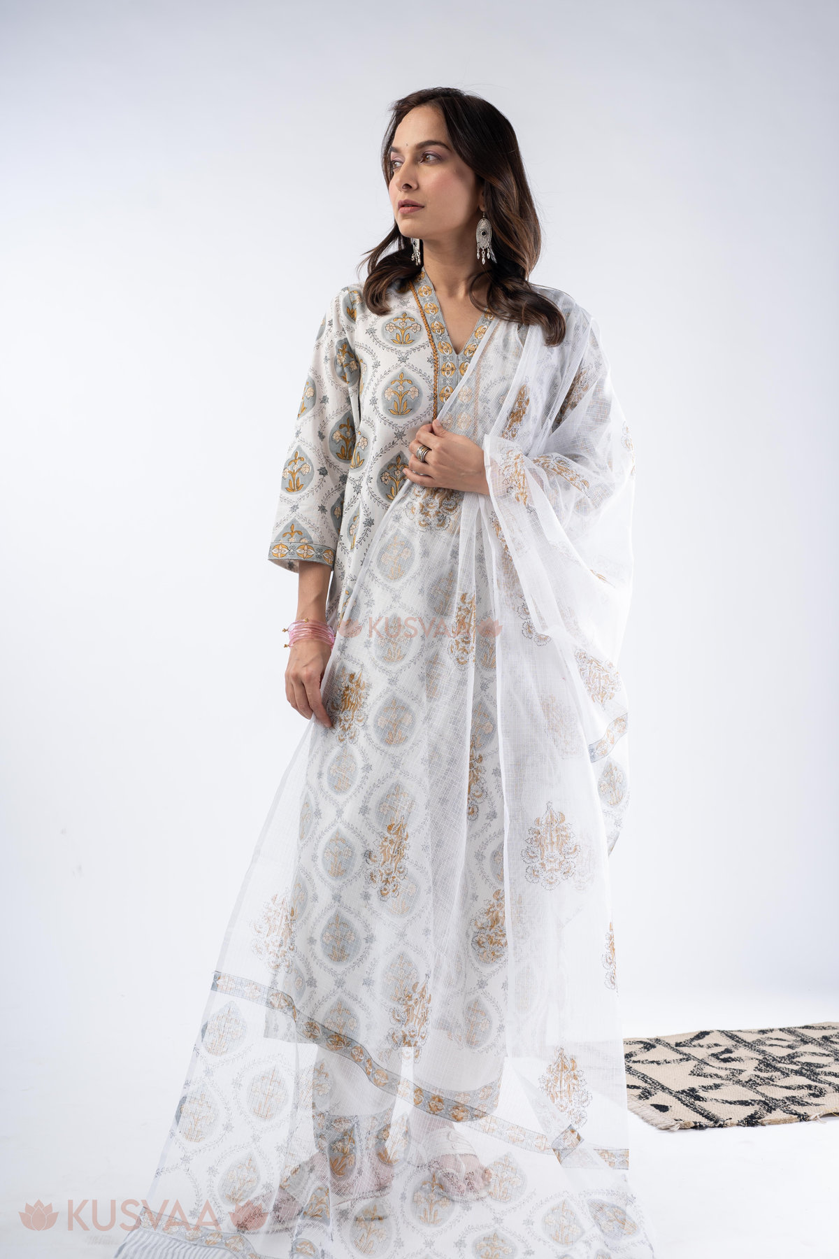 Image for Kusvaa Cood144 Sumedha Cotton Handblock Kurta Pant Set Front