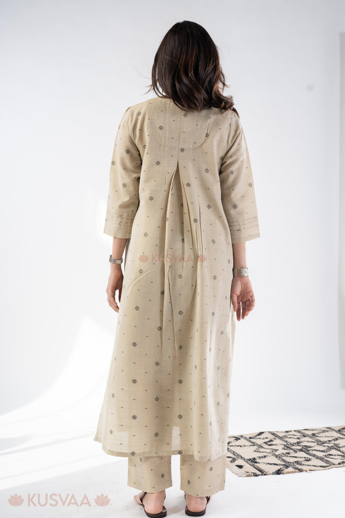 Image for Kusvaa Cood146 Anvita Cotton Jamdani Co Ord Set Back