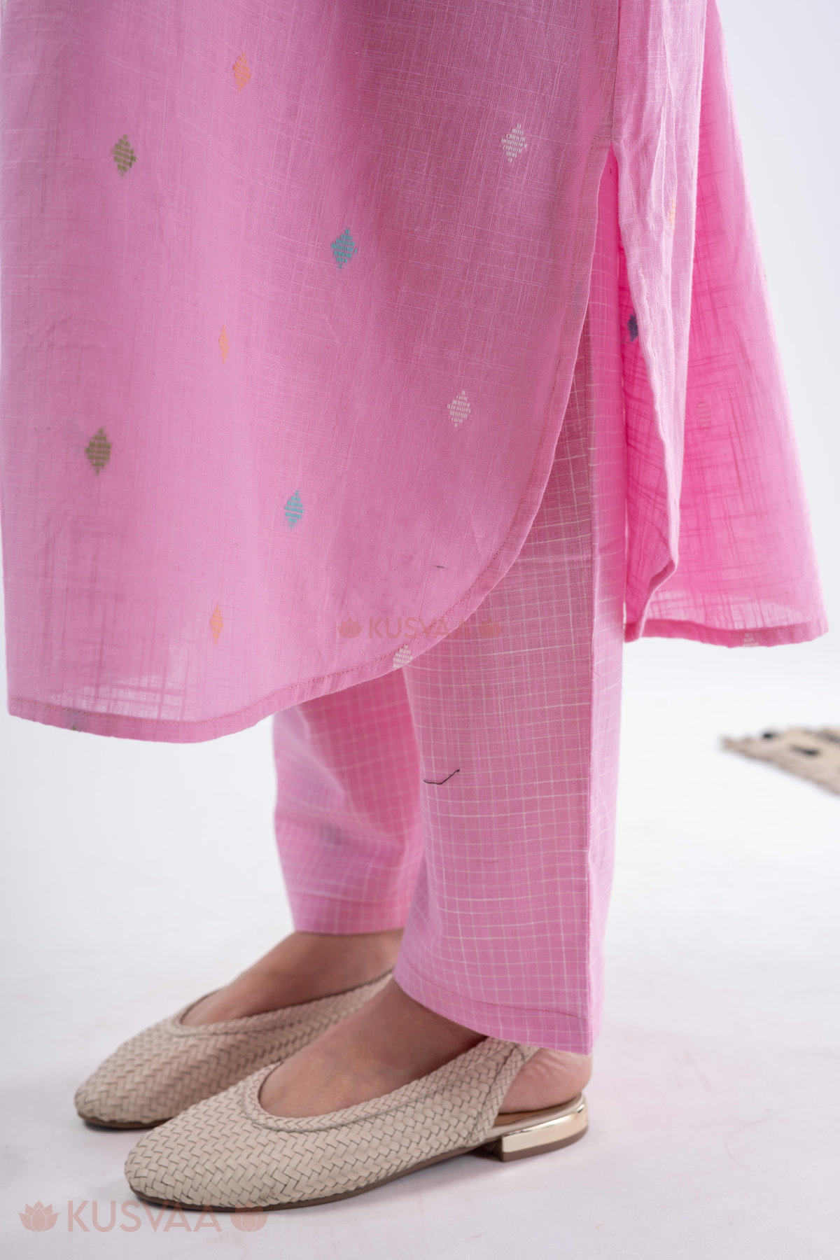 Image for Kusvaa Cood148 Chandika Handloom Cotton Co Ord Set Closeup 2