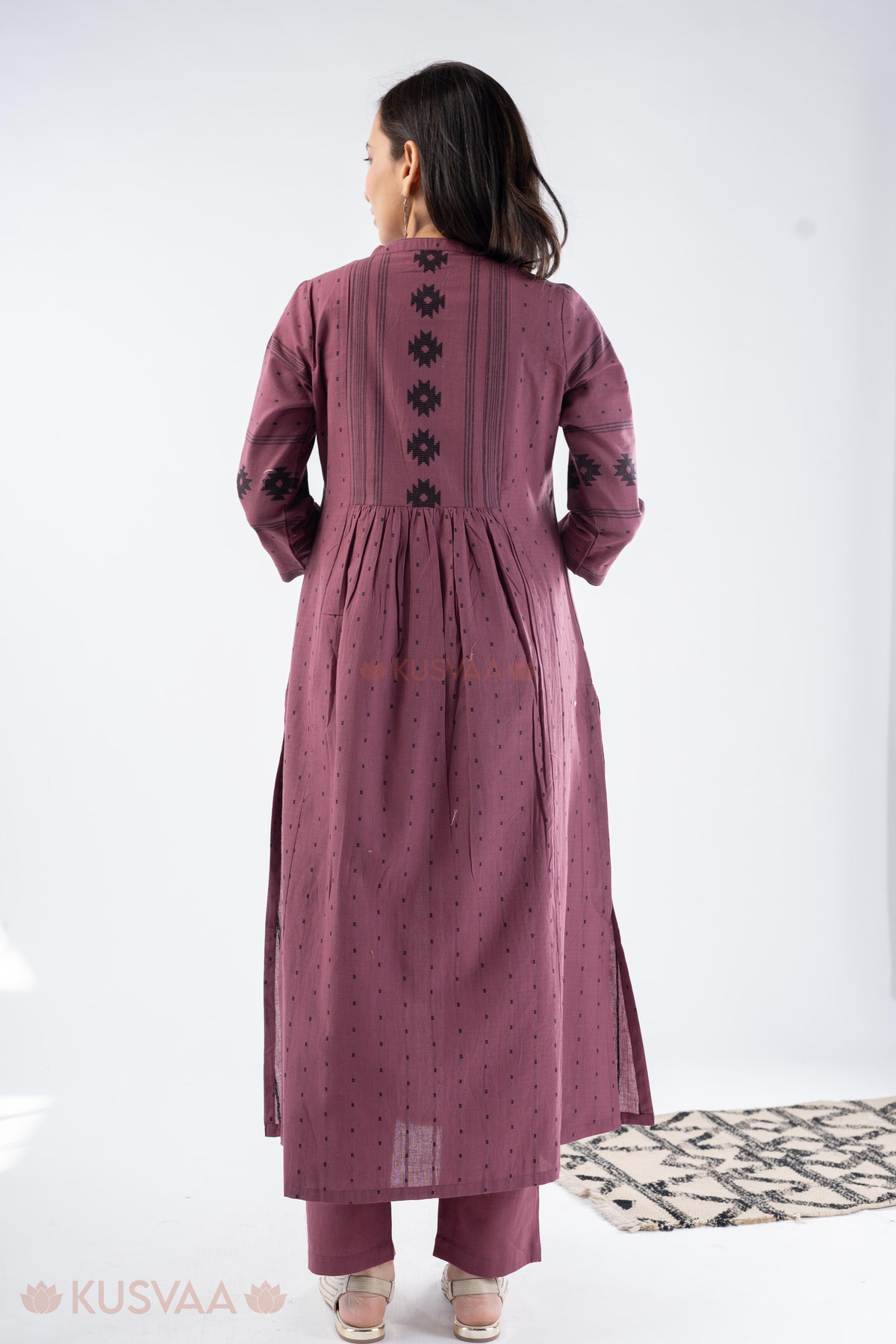 Image for Kusvaa Cood149 Dharika Handloom Cotton Co Ord Set Back