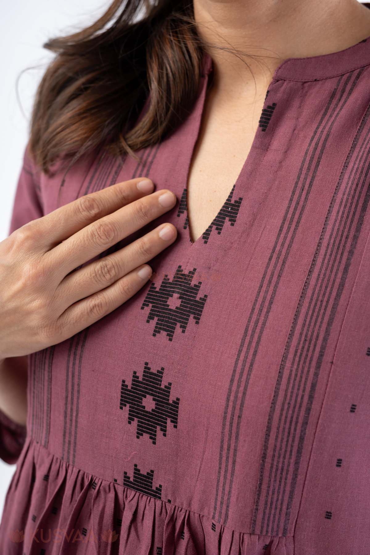 Image for Kusvaa Cood149 Dharika Handloom Cotton Co Ord Set Closeup