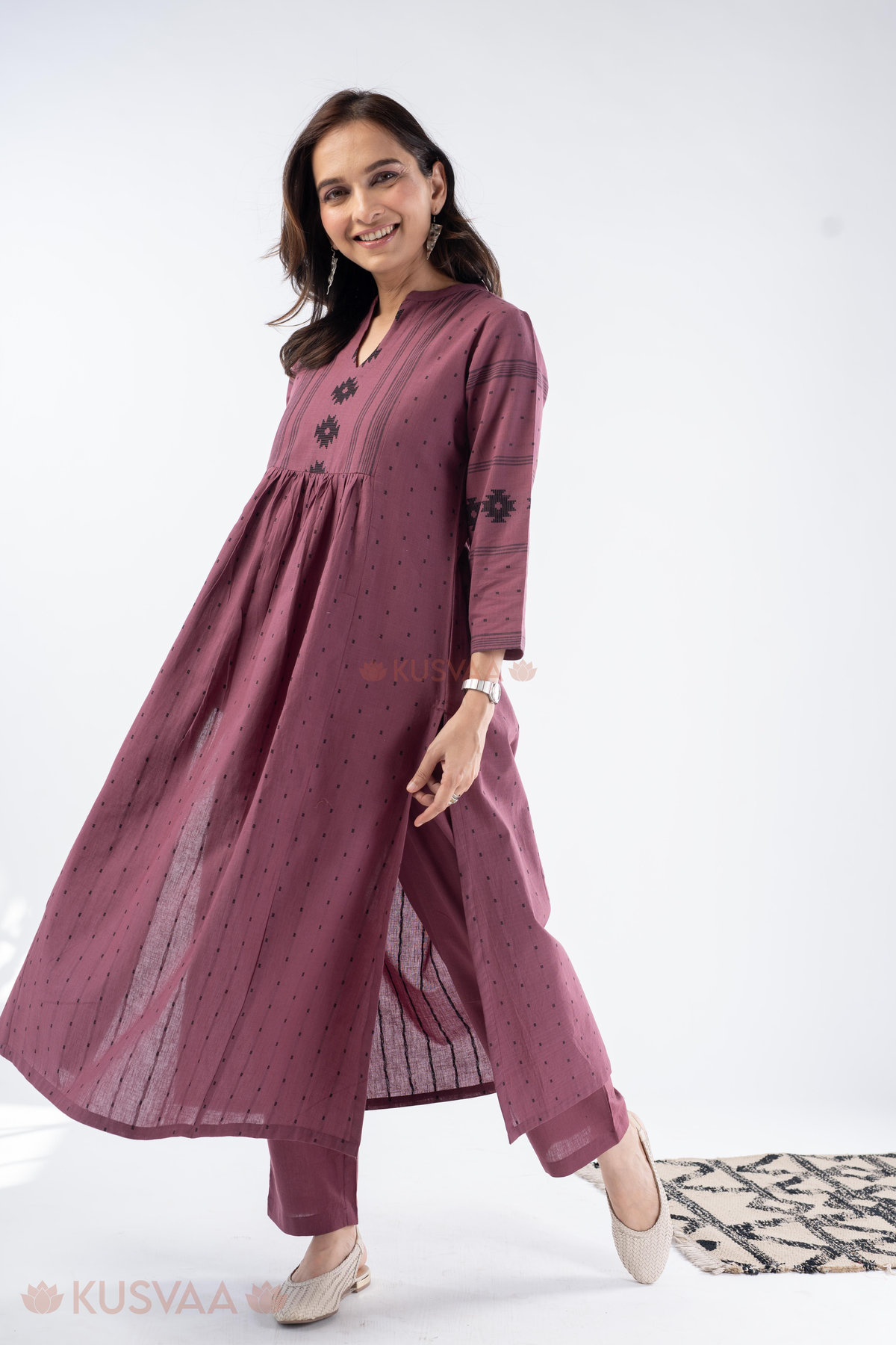 Image for Kusvaa Cood149 Dharika Handloom Cotton Co Ord Set Side