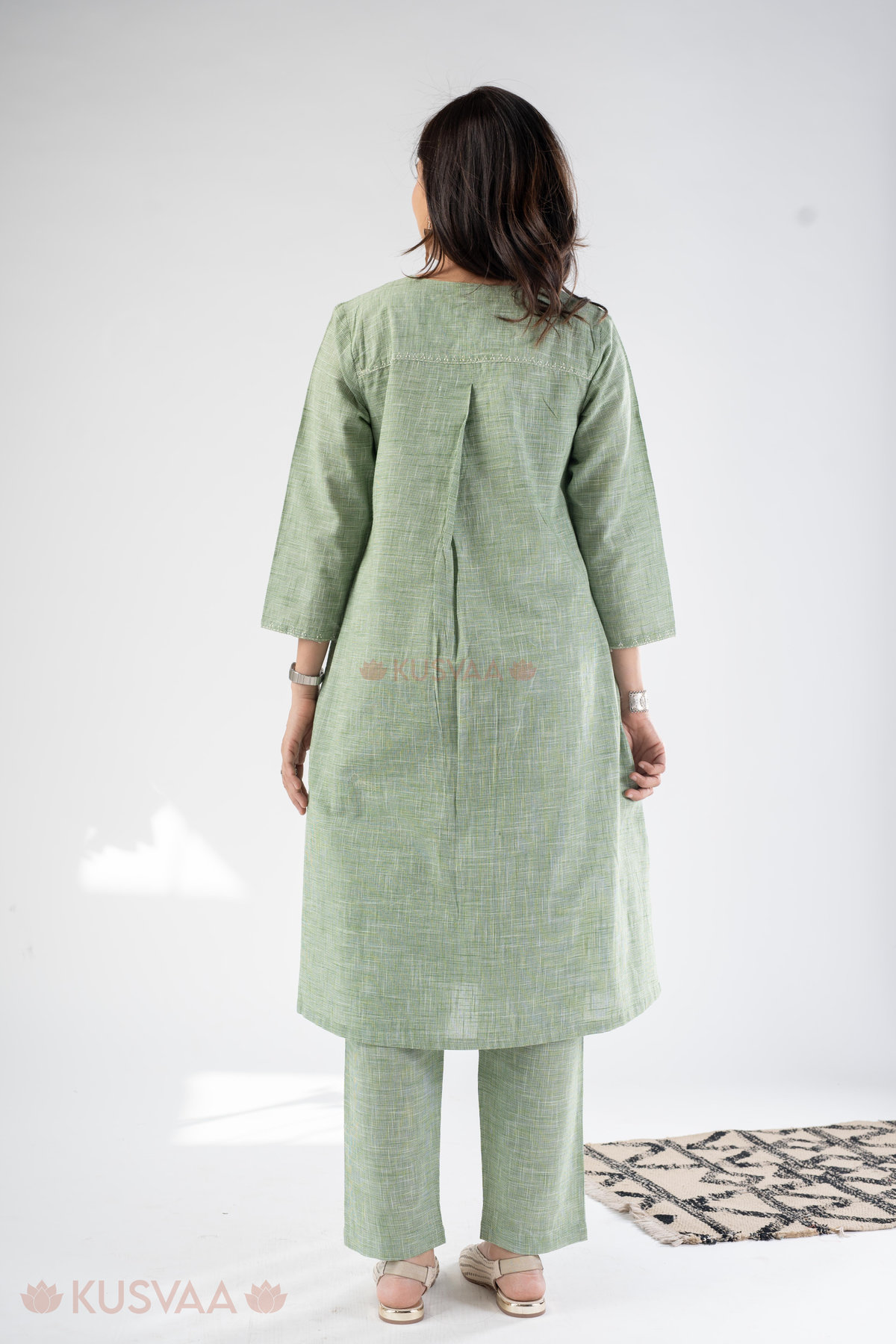 Image for Kusvaa Cood151 Chahat Handloom Cotton Co Ord Set Back