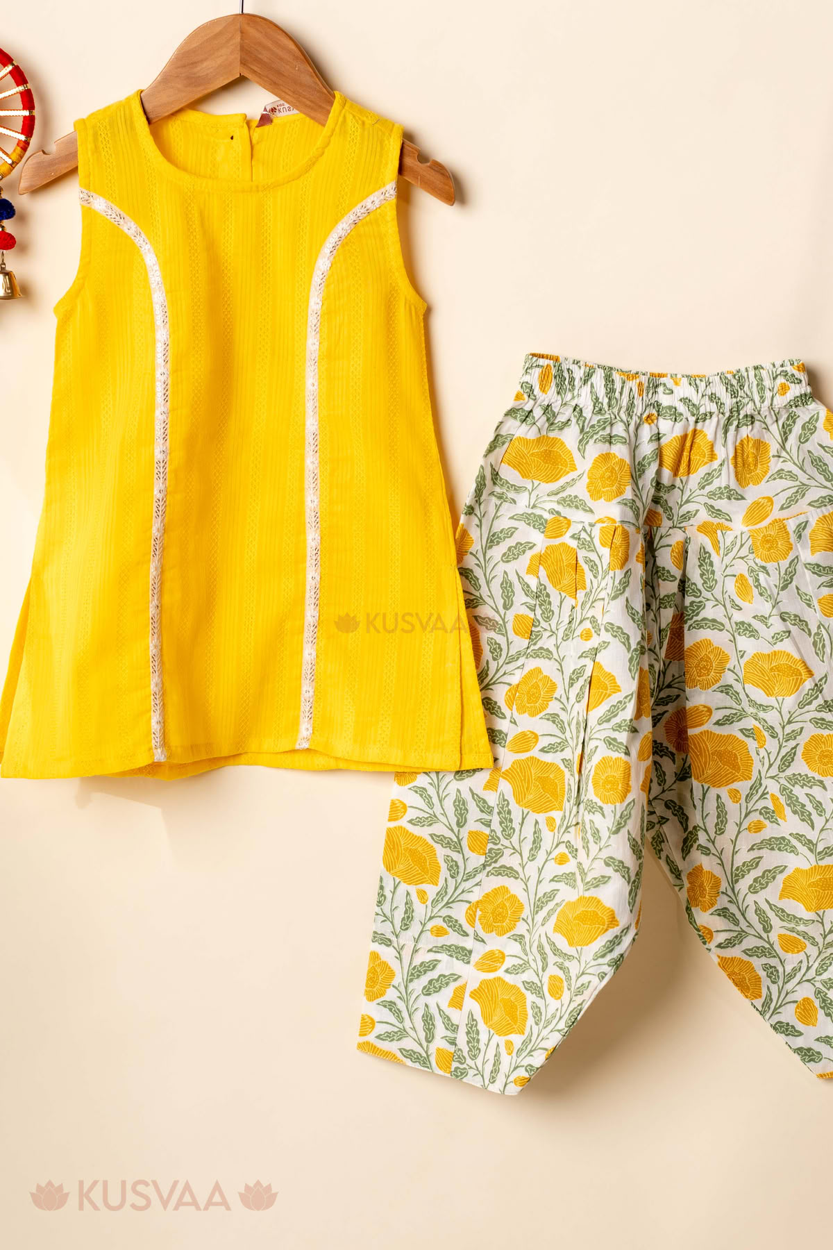 Image for Kusvaa Grw127 Meera Cotton Dobby Girls Top Pant Set Featured