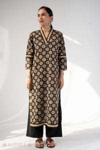 Image for Kusvaa Wkr321 Paridhi Cotton Handblock Straight Kurta Side New