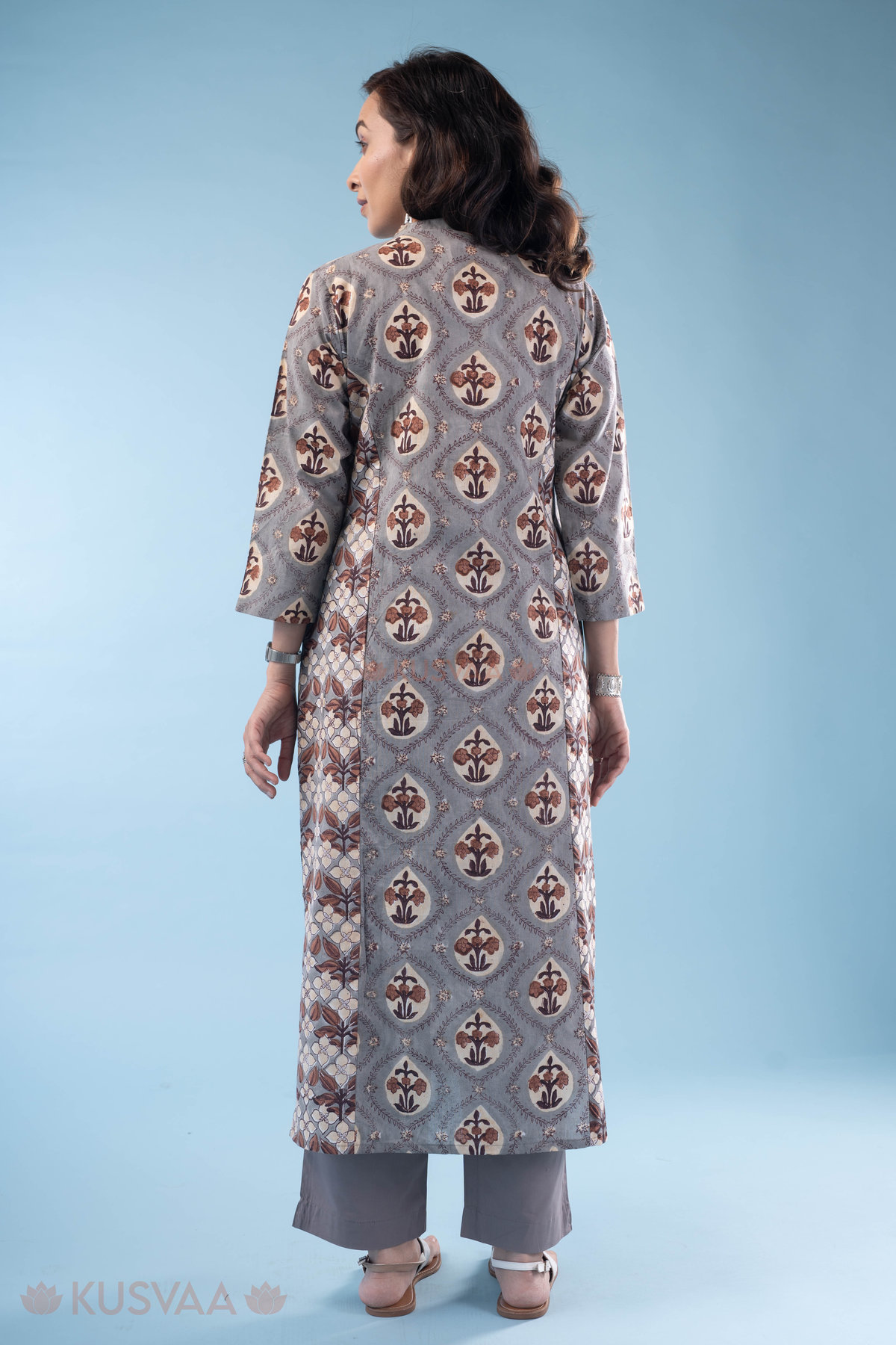Image for Kusvaa Wkr327 Iva Cotton Handblock Straight Kurta Back