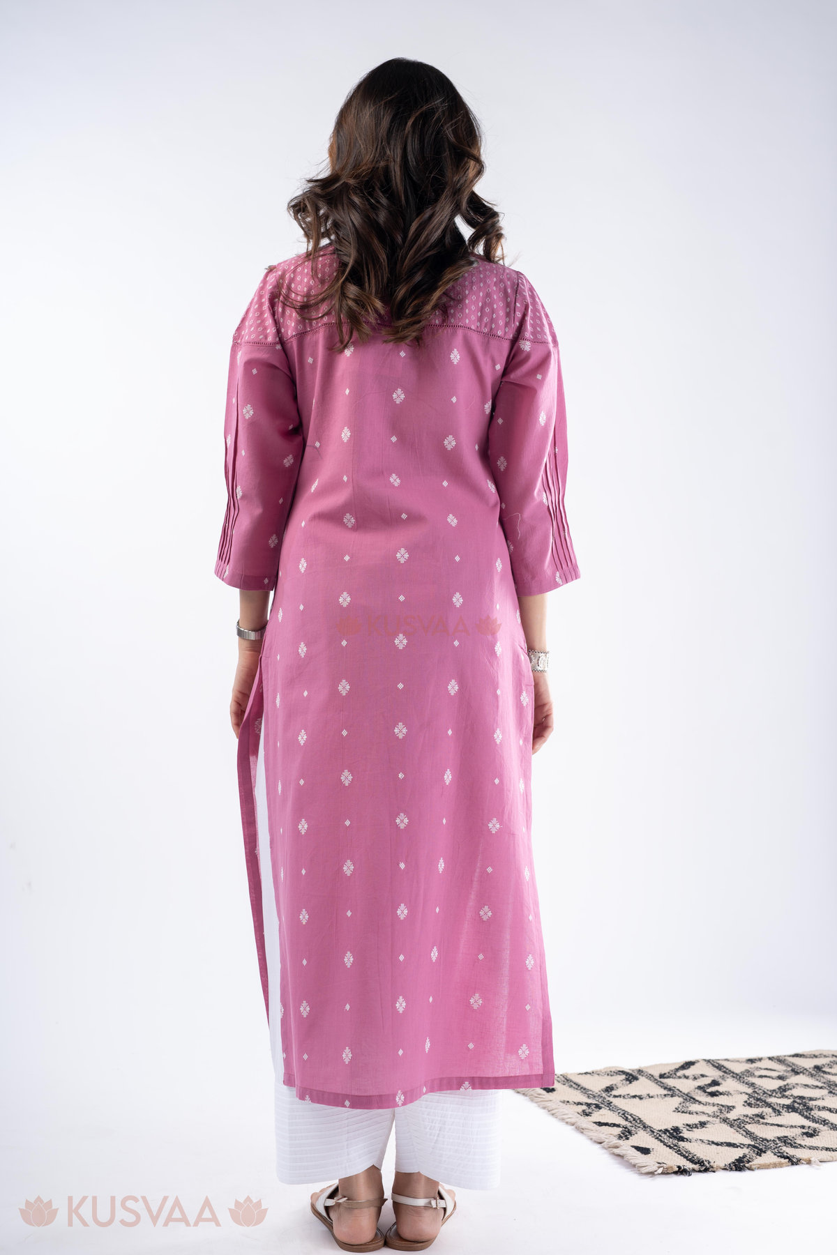 Image for Kusvaa Wkr332 Avrta Handloom Cotton Kurta Back