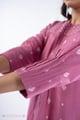 Image for Kusvaa Wkr332 Avrta Handloom Cotton Kurta Closeup 2