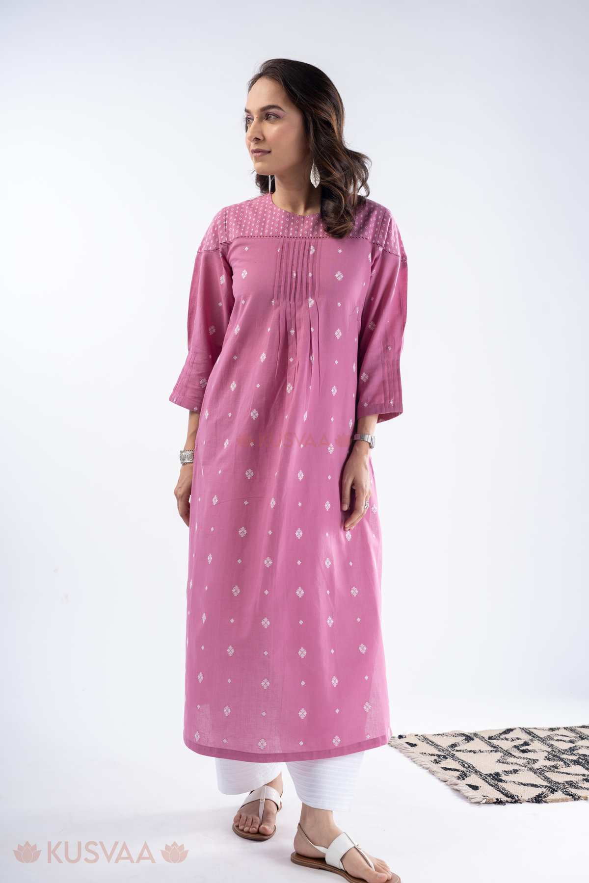 Image for Kusvaa Wkr332 Avrta Handloom Cotton Kurta Front