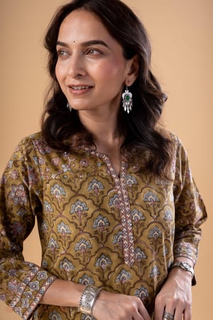 Image for Kusvaa Wkr348 Bhavya Handblock Cotton Green Kurta Featured.jpg