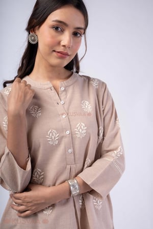 Image for Kusvaa Cood153 Vanya Nagari Handloom Beige Co Ord Set Featured
