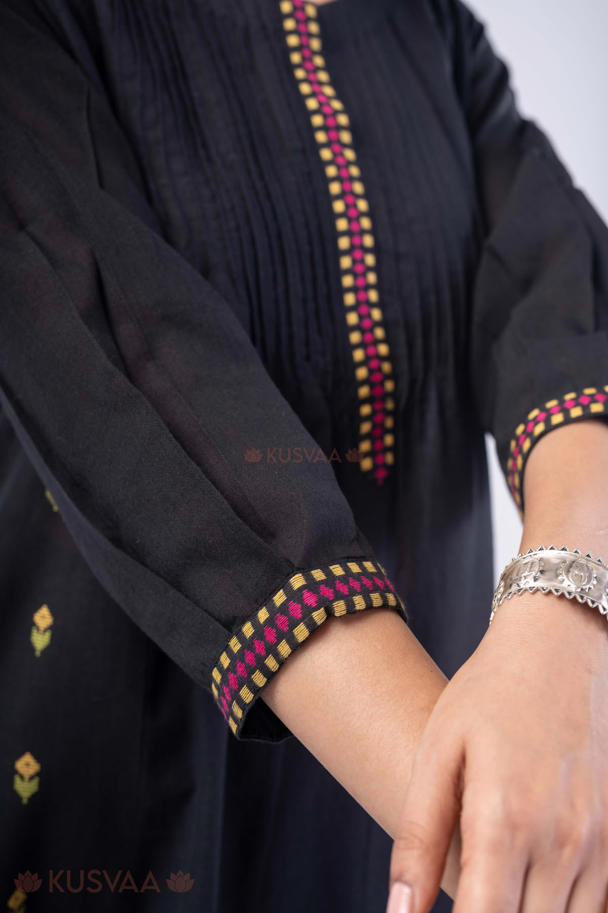 Image for Kusvaa Cood159 Anika Handloom Cotton Black Kurta Pant Set Sleeves