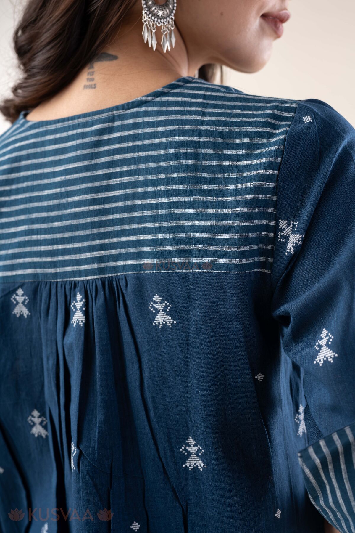 Image for Kusvaa Cood161 Ekani Handloom Cotton Co Ord Set Shoulder