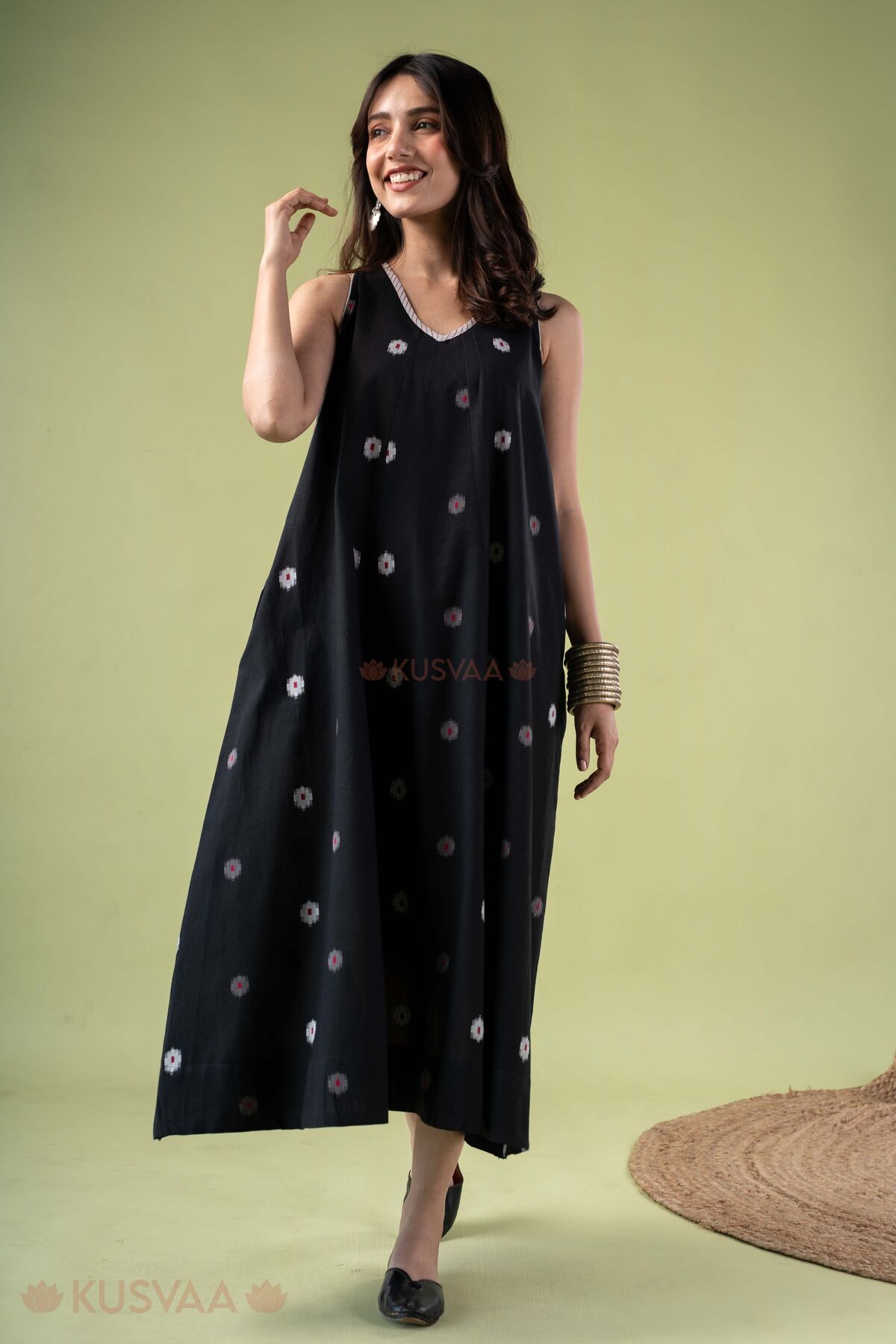 Image for Kusvaa Dr119 Harini Handloom Cottom Black Dress Front