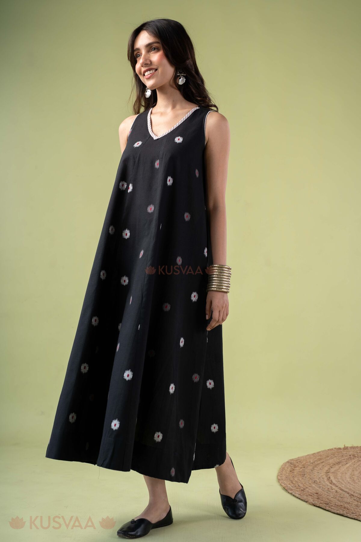 Image for Kusvaa Dr119 Harini Handloom Cottom Black Dress Walk