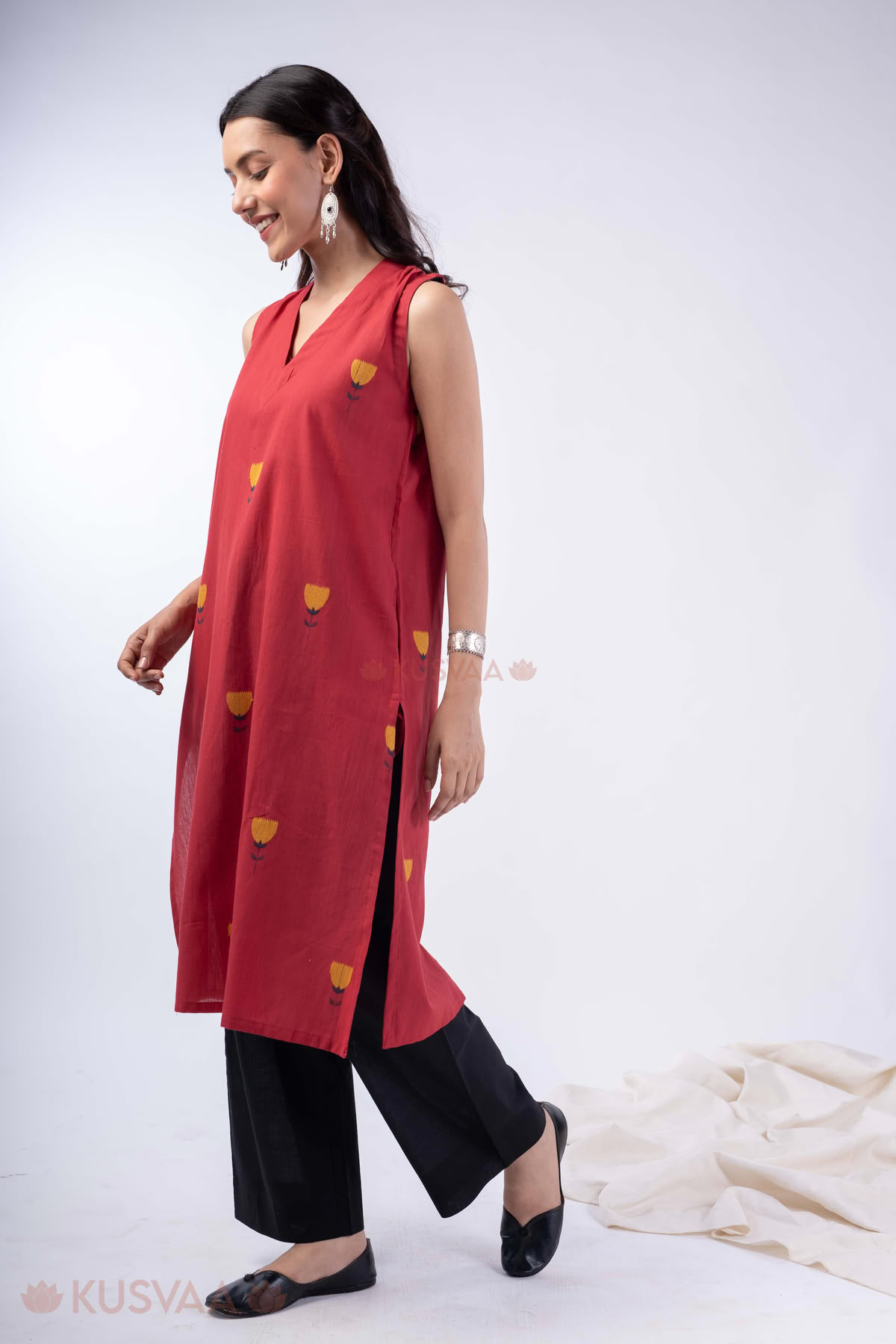 Image for Kusvaa Wkr363 Anvi Cotton Red A Line Kurta Side