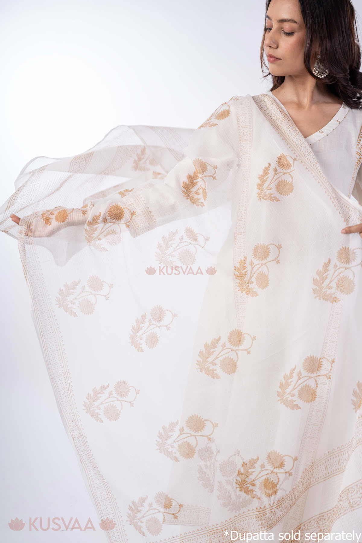 Image for Kusvaa Wkr364 Ela Cotton White Kurta Dupatta Style 3