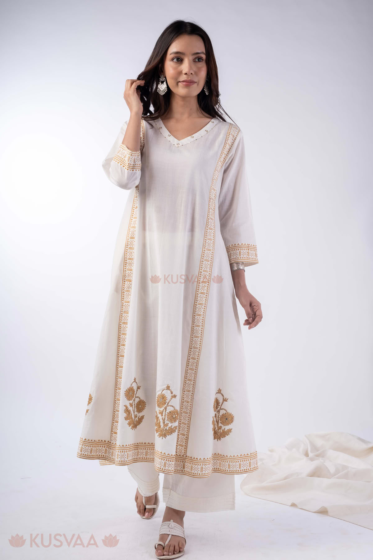 Image for Kusvaa Wkr364 Ela Cotton White Kurta Front