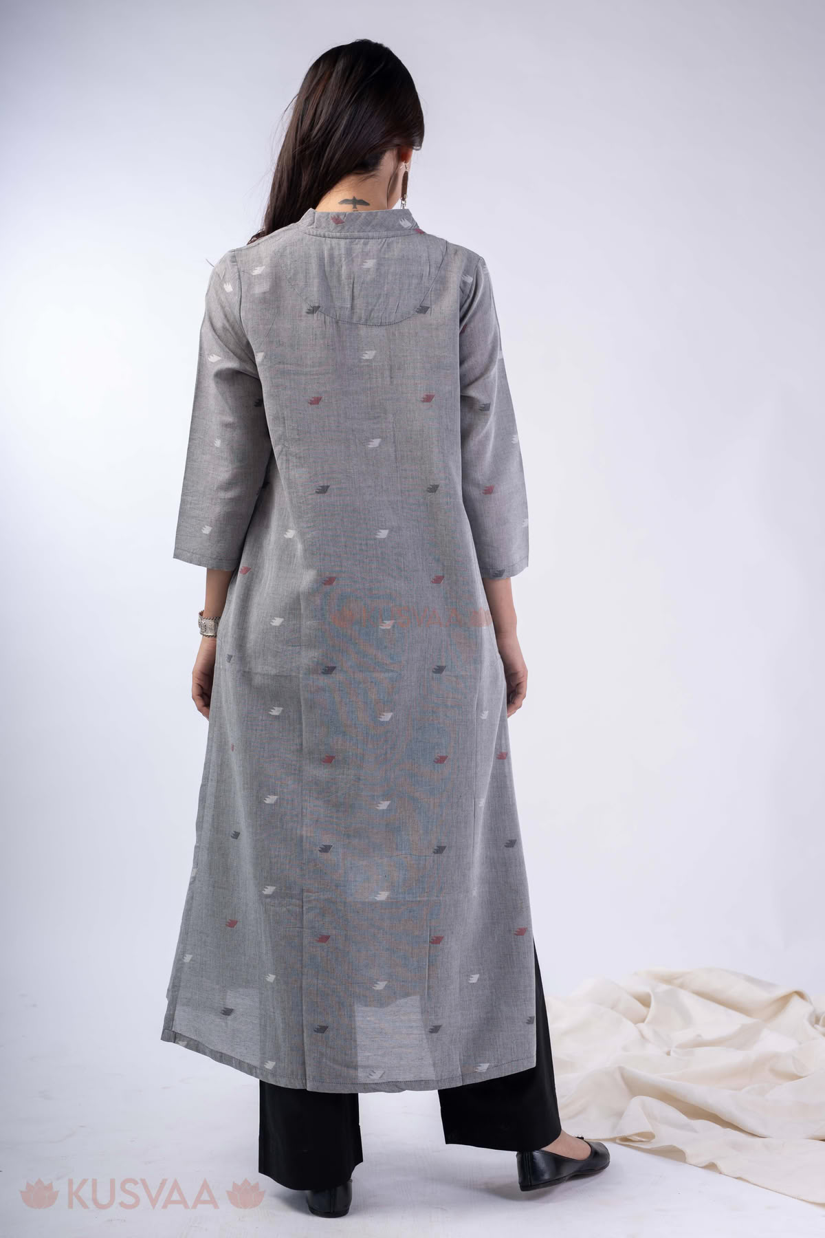 Image for Kusvaa Wkr366 Anjali Jamdani Cotton Grey Kurta Back
