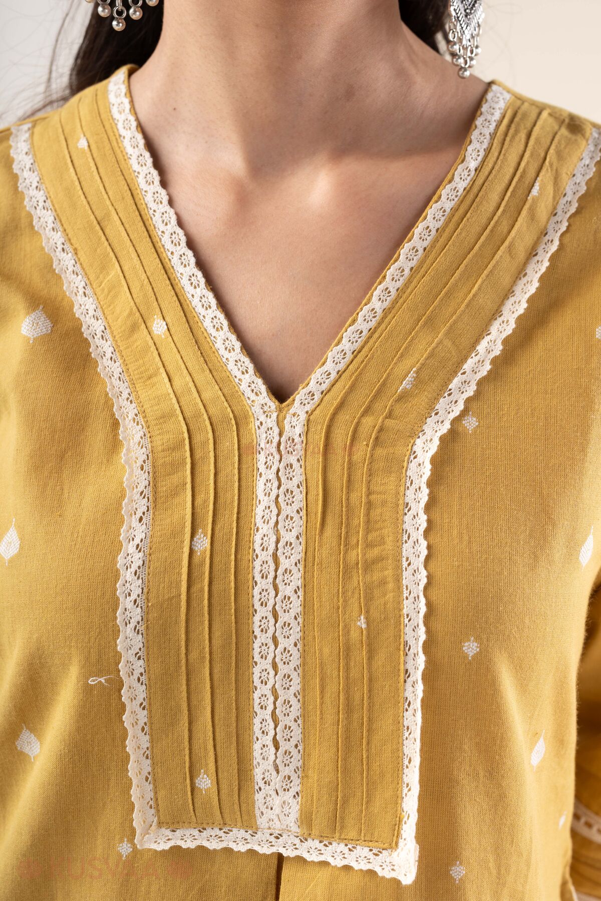 Image for Kusvaa Wkr370 Gitali Handloom Straight Fit Kurta Closeup
