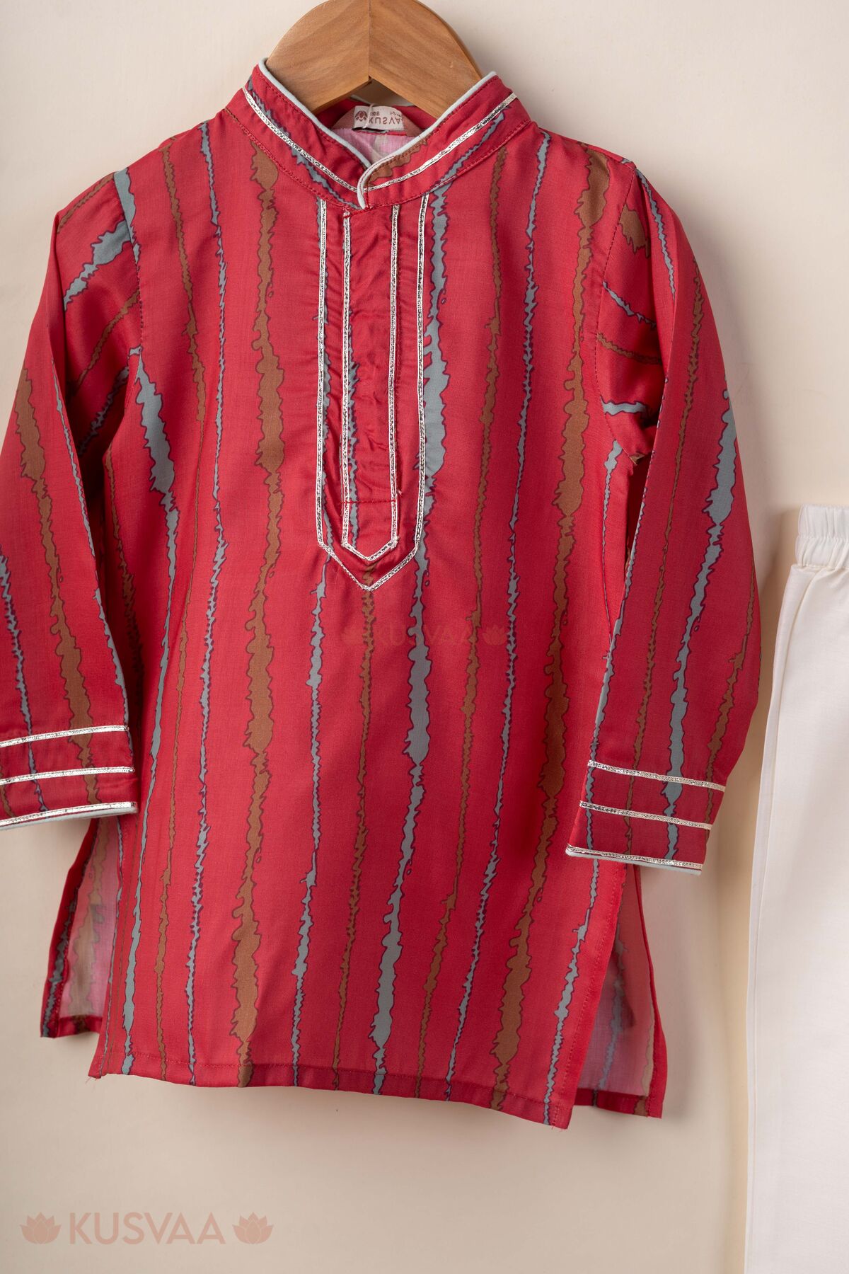 Image for Kusvaa Byw092 Naman Muslin Silk Kurta Pant Set Front