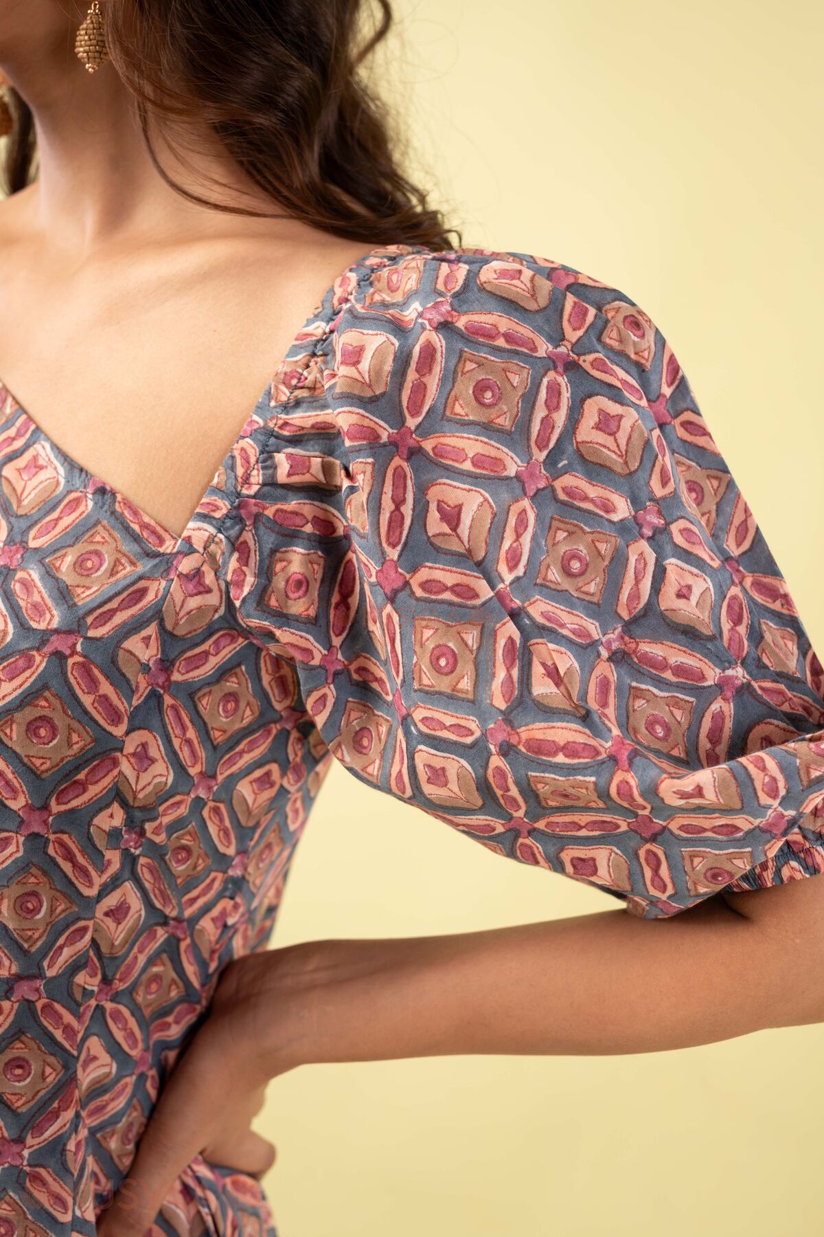 Image for Kusvaa Dr117 Hitakshi Handblock Blue Dress Shoulder