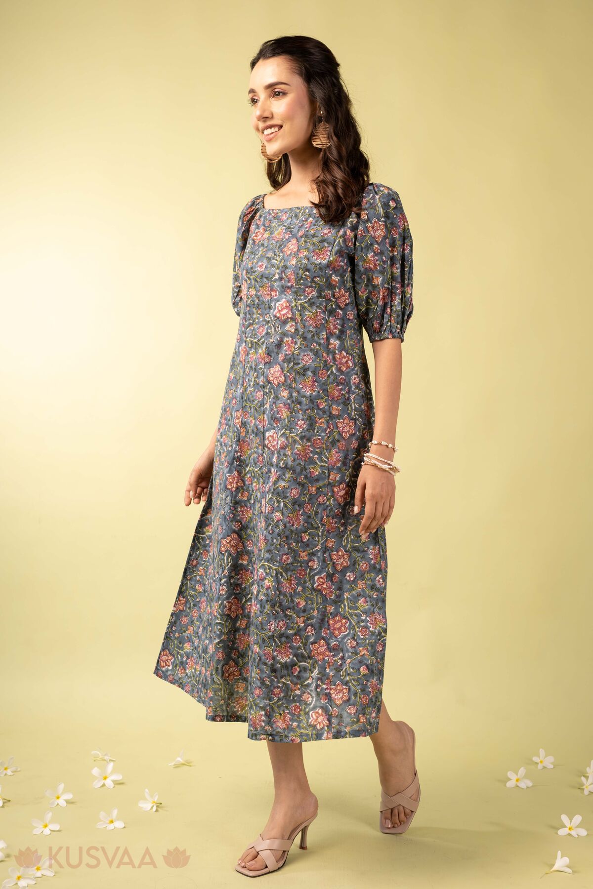 Image for Kusvaa Dr118 Kalindi Handblock Cotton Grey Dress Side