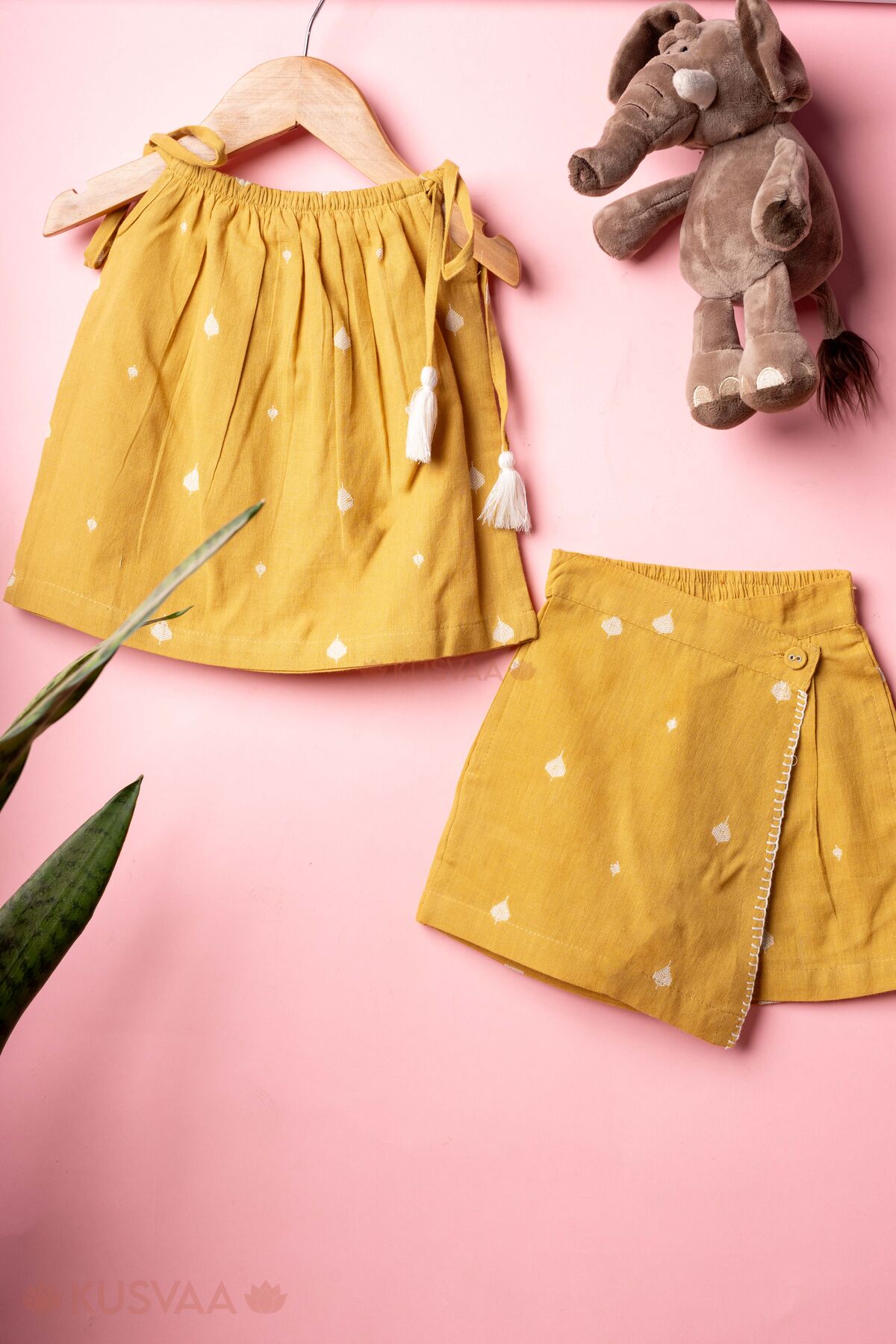 Image for Kusvaa Grw147 Harita Handloom Cotton Co Ord Set For Girls Both